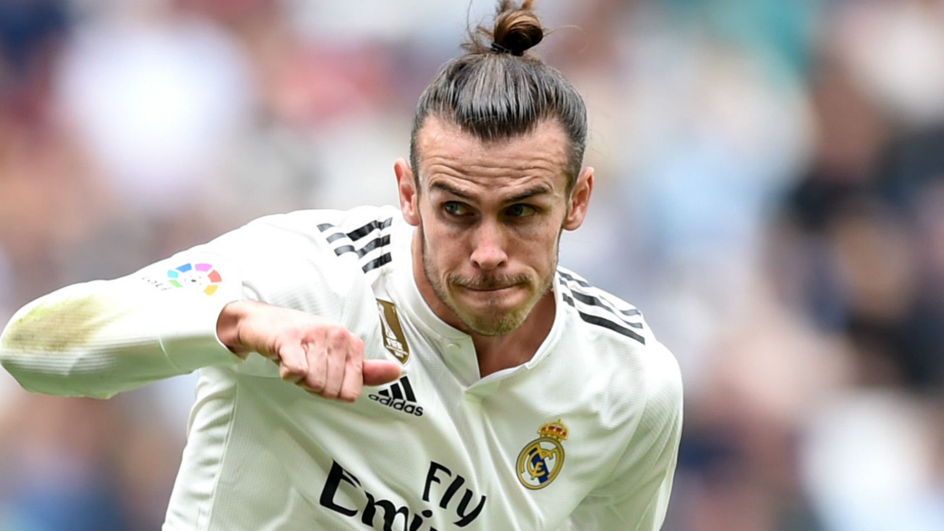 Bale có thể bị cấm 12 trận vì ăn mừng 100 bàn thắng