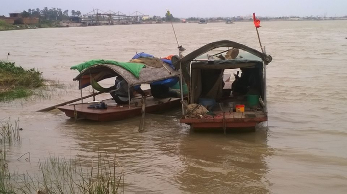 Khởi tố, bắt tạm giam người chồng sát hại phi tang xác vợ xuống sông Hồng