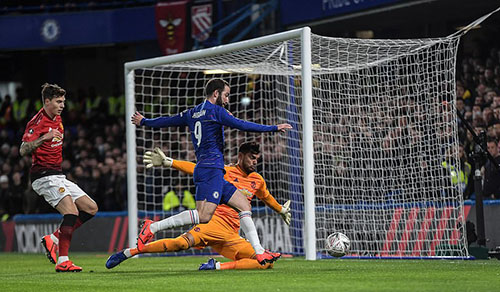Man Utd loại Chelsea ở Cup FA