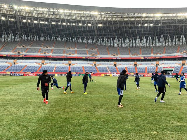 Hà Nội FC có thể thi đấu dưới tuyết ở trận gặp Shandong Luneng