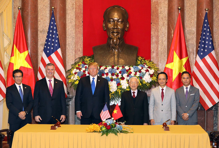 Hàng không Việt tăng mua máy bay dịp Tổng thống Trump đến Việt Nam