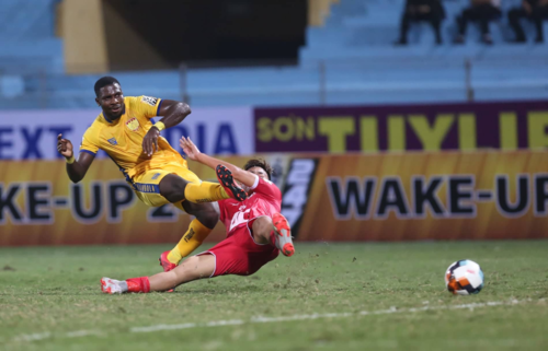 Viettel thắng trận đầu tại V-League