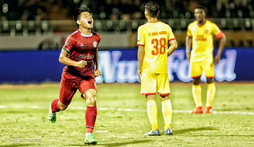 TP HCM giữ vững đỉnh bảng V-League