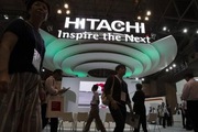 Hitachi đối mặt bê bối sử dụng lao động nước ngoài bất hợp pháp