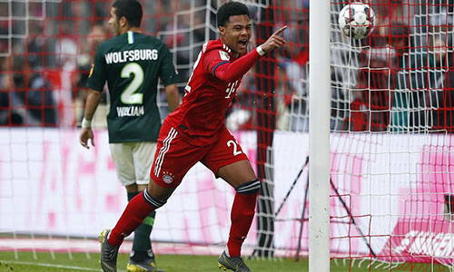 Bayern giật đỉnh bảng từ tay Dortmund