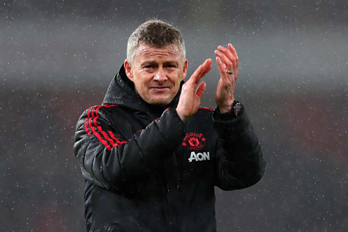 Arsenal đánh bại Man Utd