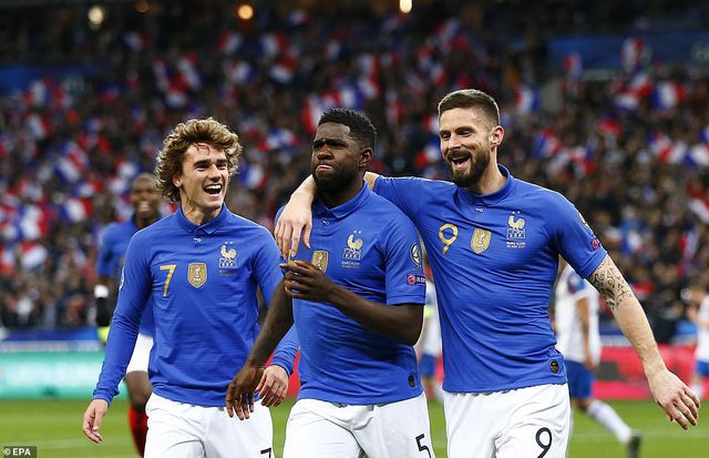 Hàng công thăng hoa, Pháp đại thắng "4 sao" trước Iceland