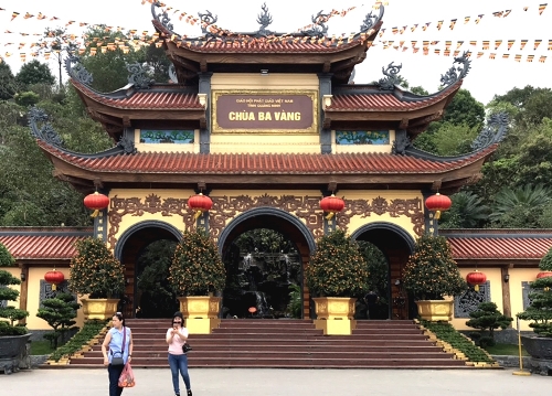 Quảng Ninh họp báo vụ chùa Ba Vàng