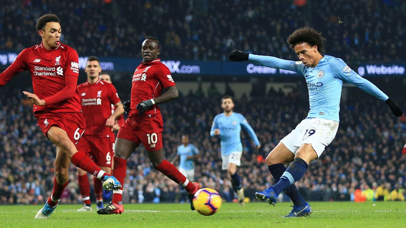 Đua vô địch Ngoại hạng Anh: Liverpool hay Man City chiếm ưu?
