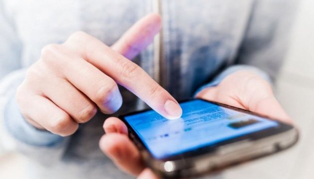 Nghị định chính phủ Ukraine cho phép các lái xe trình hợp đồng bảo hiểm bắt buộc qua điện thoại di động hoặc bản copy