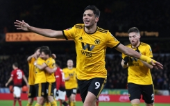 Wolves vs MU, 01h45 ngày 3/4