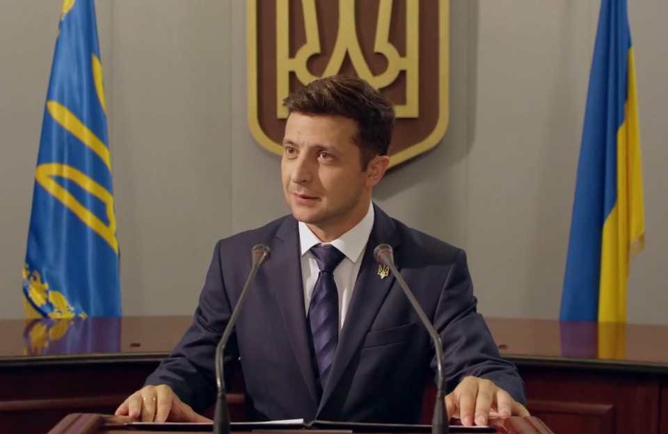 Ứng cử viên tổng thống Ukraine Zelinski ra điều kiện để tham gia tranh luận truyền hình với Poroshenko