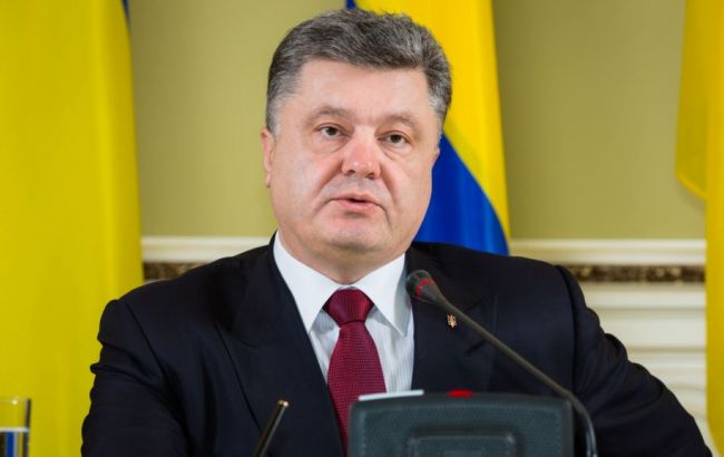 Poroshenko đề nghị Zelinski “hãy là đàn ông” và đến tranh luận trực tuyến không kèm theo điều kiện bổ sung
