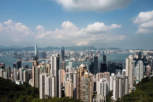 Hong Kong vượt Nhật Bản thành thị trường chứng khoán lớn thứ 3 thế giới