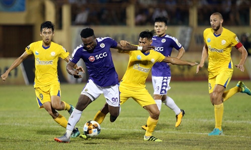 Hà Nội mất đỉnh bảng V-League