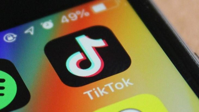 Đã có người chết vì TikTok, ứng dụng bị cấm ở nhiều nước