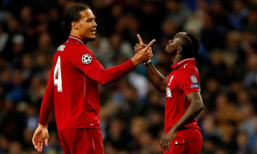 Liverpool vào bán kết Champions League gặp Barca