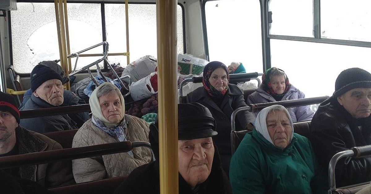 Ukraine: Số dân đành phải sơ tán trong nước vượt 1 triệu 376 ngàn người
