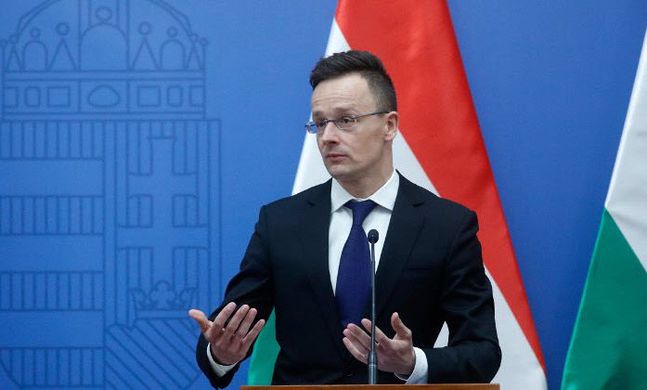 Hungary coi luật về ngôn ngữ Ukraine là không thể chấp nhận