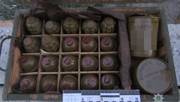 Kiev: Toà nhà chính phủ, quốc hội, sân bay và ba nhà ga bị “đặt mìn”