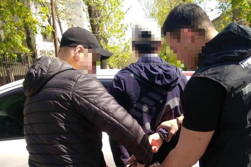 Hai công dân Trung Quốc bị bắt vì bị tình nghi buôn bán phụ nữ Ukraine