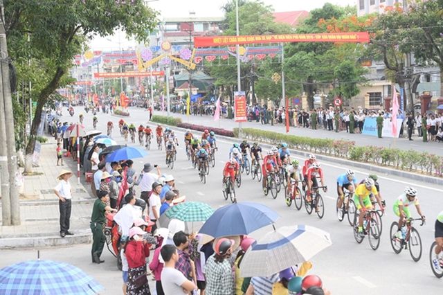 Mirsamad Pourseyed giành Áo vàng cuộc đua xe đạp Về Điện Biên Phủ 2019