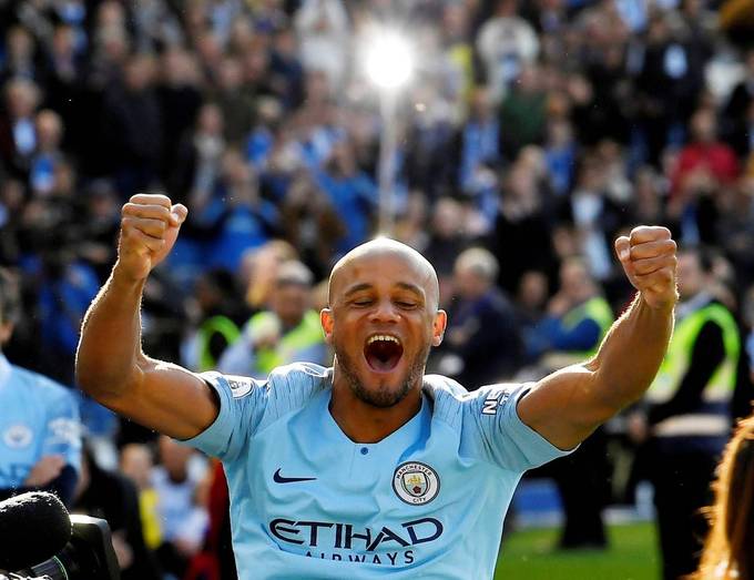 Man City nâng Cup vô địch Anh lần thứ tư trong bảy năm