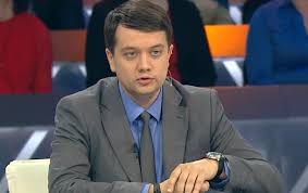 Đội ngũ Zelinski nêu những cơ sở cụ thể để giải tán Quốc hội Ukraine