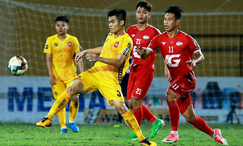 Viettel hạ Hải Phòng trong trận cầu 2 thẻ đỏ
