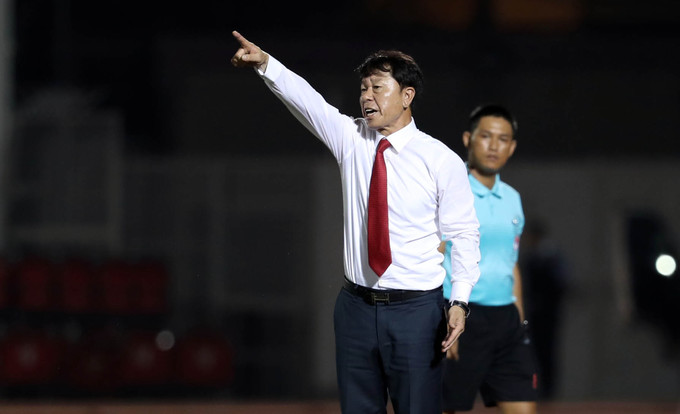 TP HCM bỏ cách Hà Nội 5 điểm ở V-League
