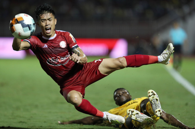 TP HCM bỏ cách Hà Nội 5 điểm ở V-League