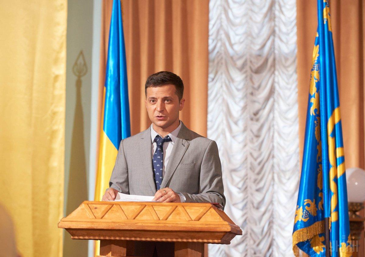 Tổng thống Zelinski phát biểu với các đại biểu Quốc hội Ukraine