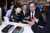 7 ngân hàng đầu tiên chính thức phát hành thẻ chip