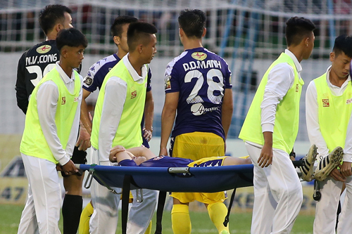 HAGL và Hà Nội bất phân thắng bại tại V-League