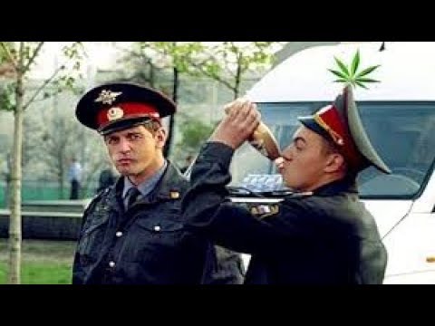 10 trưởng đồn cảnh sát bị đuổi việc vì các nhân viên thuộc quyền say rượu trong thời gian làm việc