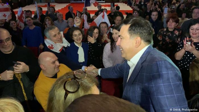 Saakasvili tuyên bố đảng của ông tham gia tranh cử vào Quốc hội Ukraine