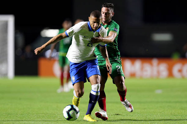 Brazil thắng đậm trận mở màn Copa America