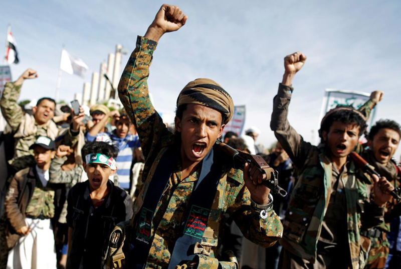 Lực lượng Houthi tấn công làm tê liệt 2 sân bay của Saudi Arabia