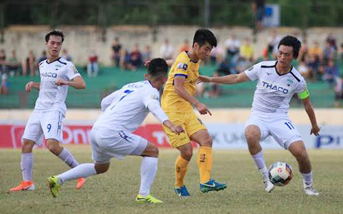SLNA thắng đậm HAGL