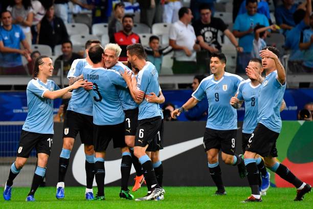 Uruguay vs Nhật Bản: Đối đầu không cân sức