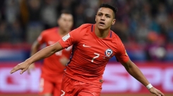 Trực tiếp Ecuador vs Chile: Sanchez đấu Valencia