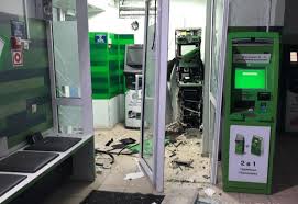 Zitomir: Trạm thanh toán tiền tự động bị trộm đột nhập lấy đi 500 ngàn gr giữa ban ngày