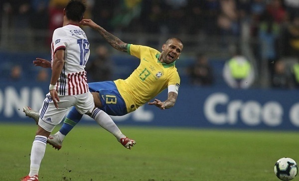 Brazil hạ Paraguay ở tứ kết Copa 2019
