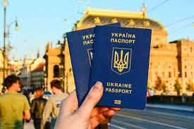 Công dân Ukraine có thể tới 126 nước, không cần visa
