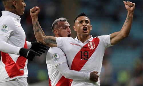 Peru đè bẹp Chile ở bán kết Copa America