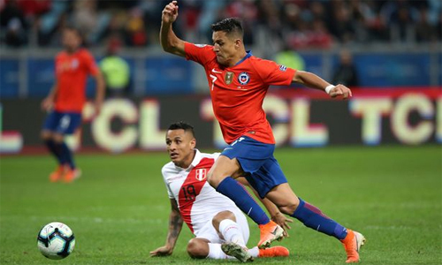 Peru đè bẹp Chile ở bán kết Copa America