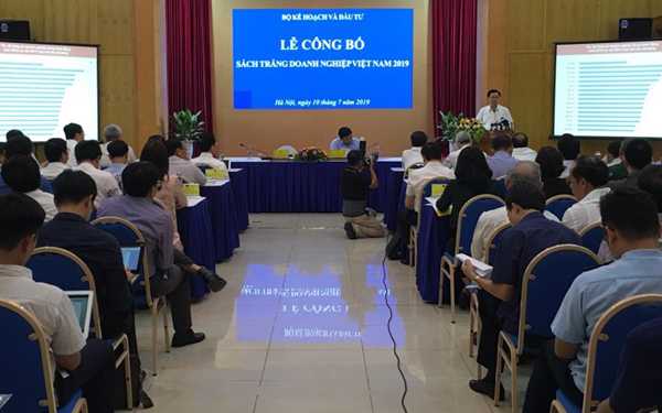 Lần đầu công bố Sách trắng Doanh nghiệp Việt Nam 2019