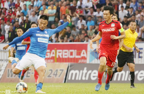 Quảng Ninh đẩy HAGL xuống áp chót V-League