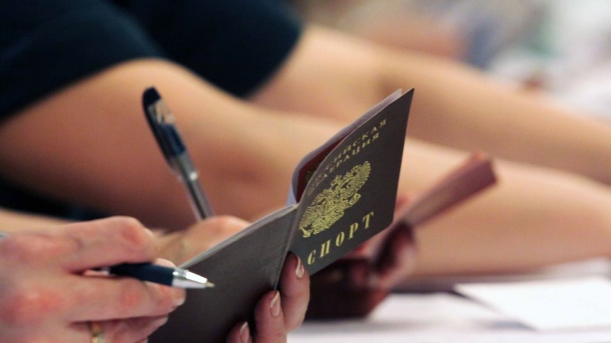 Liên minh châu Âu từ chối cấp visa cho người Crimea với hộ chiếu Nga