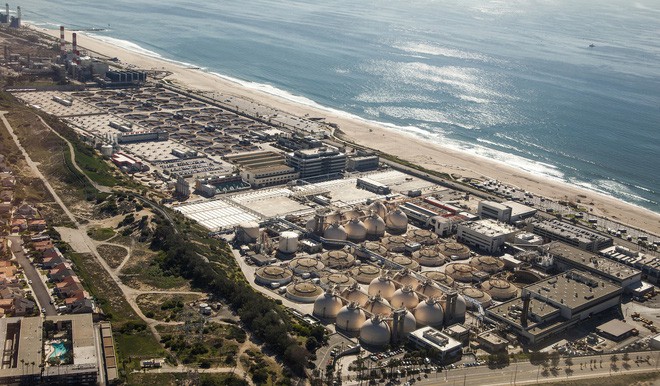 Đại học Stanford phát triển được công nghệ “viễn tưởng”: Tạo ra điện từ hỗn hợp nước thải và nước biển, đủ khả năng thắp sáng nhà dân trong 30 phút
